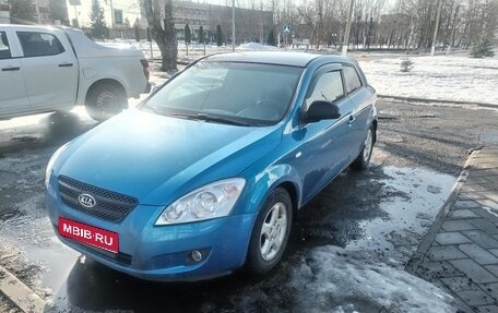 KIA cee'd I рестайлинг, 2008 год, 490 000 рублей, 1 фотография