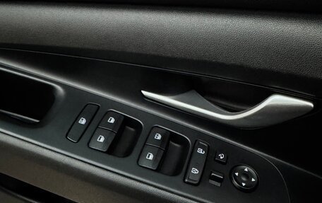 Hyundai Elantra, 2021 год, 1 790 000 рублей, 14 фотография