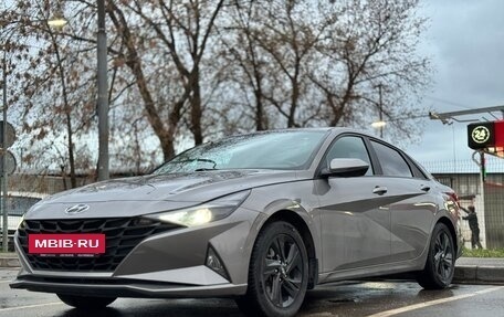 Hyundai Elantra, 2021 год, 1 790 000 рублей, 22 фотография