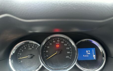 Renault Duster I рестайлинг, 2017 год, 1 350 000 рублей, 9 фотография