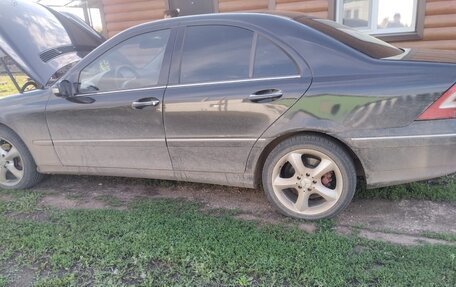 Mercedes-Benz C-Класс, 2006 год, 800 000 рублей, 7 фотография