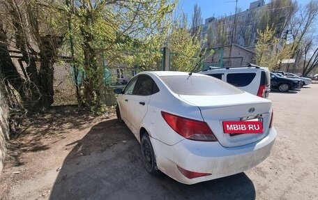 Hyundai Solaris II рестайлинг, 2016 год, 300 000 рублей, 4 фотография