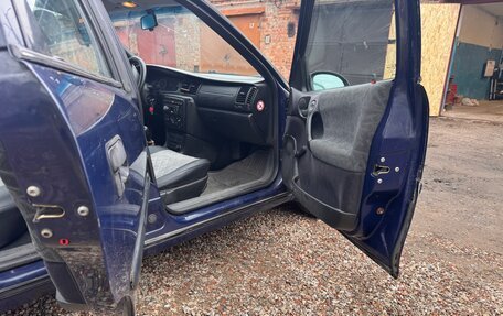 Opel Vectra B рестайлинг, 1998 год, 280 000 рублей, 2 фотография