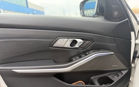 BMW 3 серия, 2020 год, 3 450 000 рублей, 12 фотография