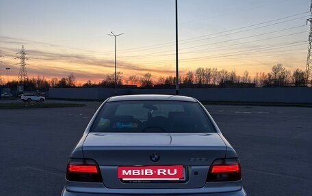 BMW 5 серия, 2001 год, 750 000 рублей, 3 фотография