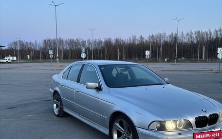 BMW 5 серия, 2001 год, 750 000 рублей, 2 фотография