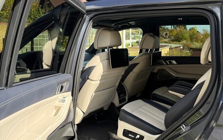 BMW X7, 2019 год, 7 500 000 рублей, 15 фотография