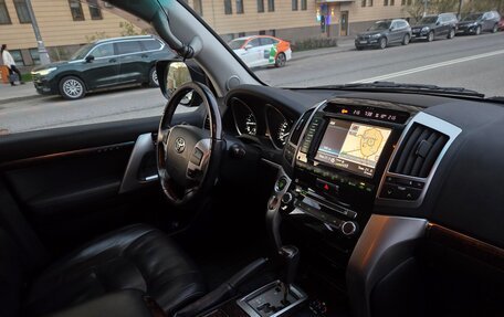 Toyota Land Cruiser 200, 2012 год, 4 299 000 рублей, 10 фотография