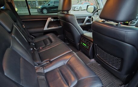 Toyota Land Cruiser 200, 2012 год, 4 299 000 рублей, 15 фотография