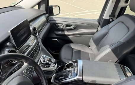 Mercedes-Benz V-Класс, 2019 год, 6 550 000 рублей, 16 фотография