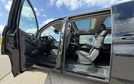 Mercedes-Benz V-Класс, 2019 год, 6 550 000 рублей, 18 фотография