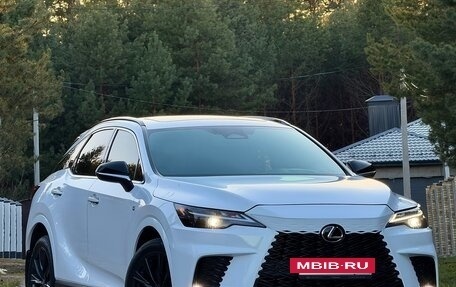 Lexus RX IV рестайлинг, 2023 год, 7 700 000 рублей, 3 фотография