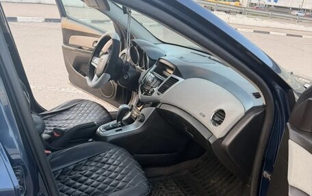 Chevrolet Cruze II, 2011 год, 430 000 рублей, 6 фотография