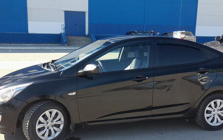 Hyundai Solaris II рестайлинг, 2016 год, 615 000 рублей, 2 фотография