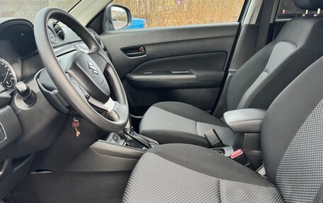 Suzuki Vitara II рестайлинг, 2021 год, 2 150 000 рублей, 8 фотография