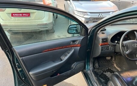 Toyota Avensis III рестайлинг, 2004 год, 450 000 рублей, 5 фотография