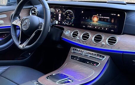 Mercedes-Benz E-Класс, 2021 год, 5 750 000 рублей, 13 фотография