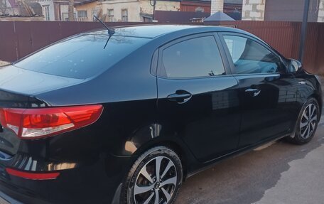 KIA Rio III рестайлинг, 2016 год, 860 000 рублей, 17 фотография