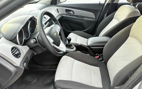 Chevrolet Cruze II, 2014 год, 990 000 рублей, 9 фотография