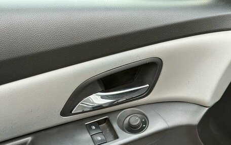 Chevrolet Cruze II, 2014 год, 990 000 рублей, 11 фотография