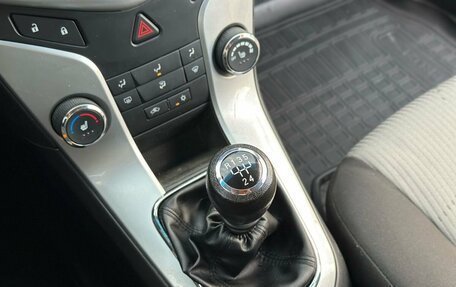 Chevrolet Cruze II, 2014 год, 990 000 рублей, 14 фотография