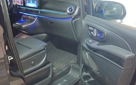 Mercedes-Benz V-Класс, 2025 год, 14 500 000 рублей, 15 фотография