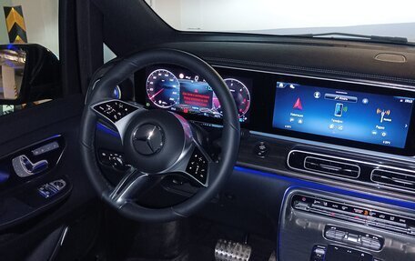 Mercedes-Benz V-Класс, 2025 год, 14 500 000 рублей, 24 фотография