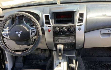 Mitsubishi Pajero Sport II рестайлинг, 2011 год, 1 390 000 рублей, 13 фотография