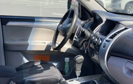 Mitsubishi Pajero Sport II рестайлинг, 2011 год, 1 390 000 рублей, 19 фотография