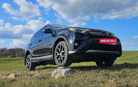 Toyota RAV4, 2017 год, 3 100 000 рублей, 4 фотография