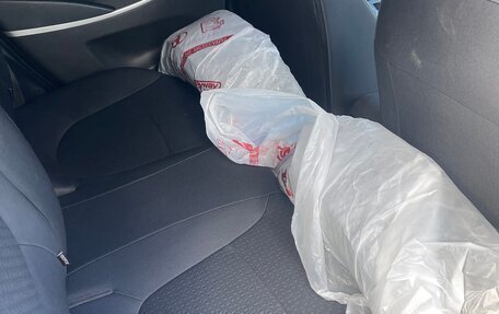 Hyundai Solaris II рестайлинг, 2013 год, 695 000 рублей, 9 фотография