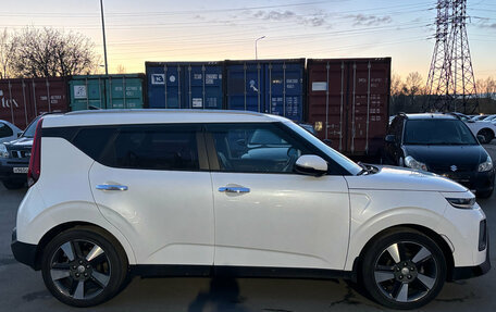 KIA Soul II рестайлинг, 2019 год, 1 999 000 рублей, 4 фотография