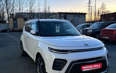 KIA Soul II рестайлинг, 2019 год, 1 999 000 рублей, 3 фотография