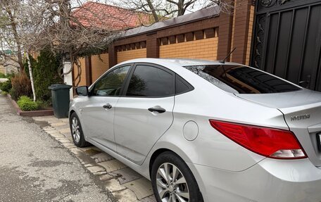 Hyundai Solaris II рестайлинг, 2015 год, 785 000 рублей, 4 фотография