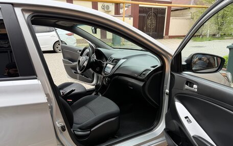 Hyundai Solaris II рестайлинг, 2015 год, 785 000 рублей, 9 фотография