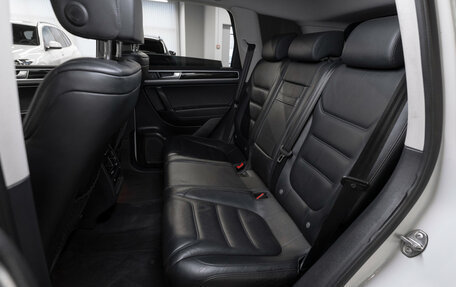 Volkswagen Touareg III, 2016 год, 3 250 000 рублей, 12 фотография