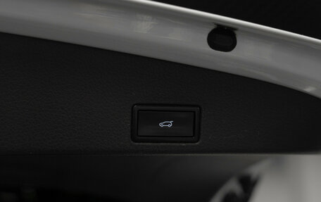 Volkswagen Touareg III, 2016 год, 3 250 000 рублей, 24 фотография