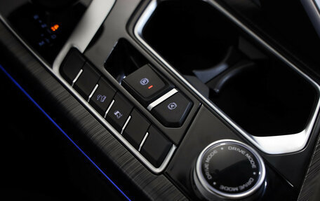 Geely Tugella FY11, 2023 год, 2 749 000 рублей, 20 фотография