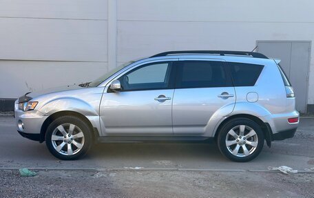 Mitsubishi Outlander III рестайлинг 3, 2011 год, 890 000 рублей, 9 фотография