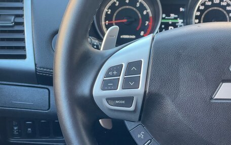 Mitsubishi Outlander III рестайлинг 3, 2011 год, 890 000 рублей, 13 фотография