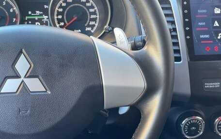 Mitsubishi Outlander III рестайлинг 3, 2011 год, 890 000 рублей, 14 фотография