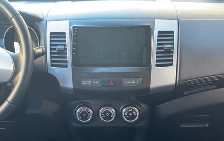 Mitsubishi Outlander III рестайлинг 3, 2011 год, 890 000 рублей, 17 фотография