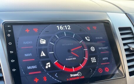 Mitsubishi Outlander III рестайлинг 3, 2011 год, 890 000 рублей, 18 фотография