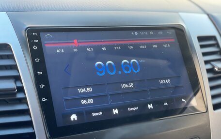 Mitsubishi Outlander III рестайлинг 3, 2011 год, 890 000 рублей, 19 фотография