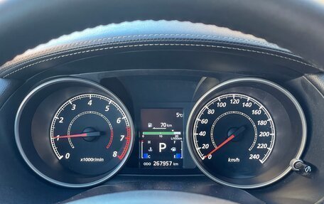 Mitsubishi Outlander III рестайлинг 3, 2011 год, 890 000 рублей, 25 фотография