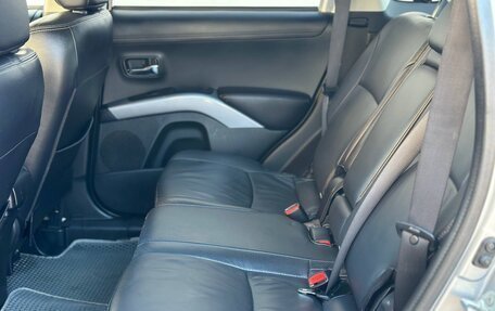 Mitsubishi Outlander III рестайлинг 3, 2011 год, 890 000 рублей, 26 фотография