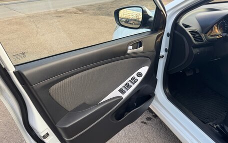 Hyundai Solaris II рестайлинг, 2014 год, 890 000 рублей, 11 фотография