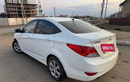 Hyundai Solaris II рестайлинг, 2014 год, 890 000 рублей, 5 фотография