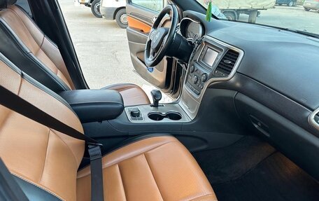 Jeep Grand Cherokee, 2013 год, 2 400 000 рублей, 14 фотография