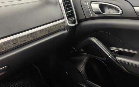 Porsche Cayenne III, 2013 год, 2 690 000 рублей, 11 фотография